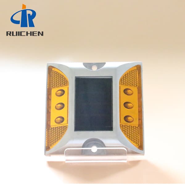 <h3>Al Coloured Road Stud Manufacturer In Uae-RUICHEN Solar Stud </h3>
